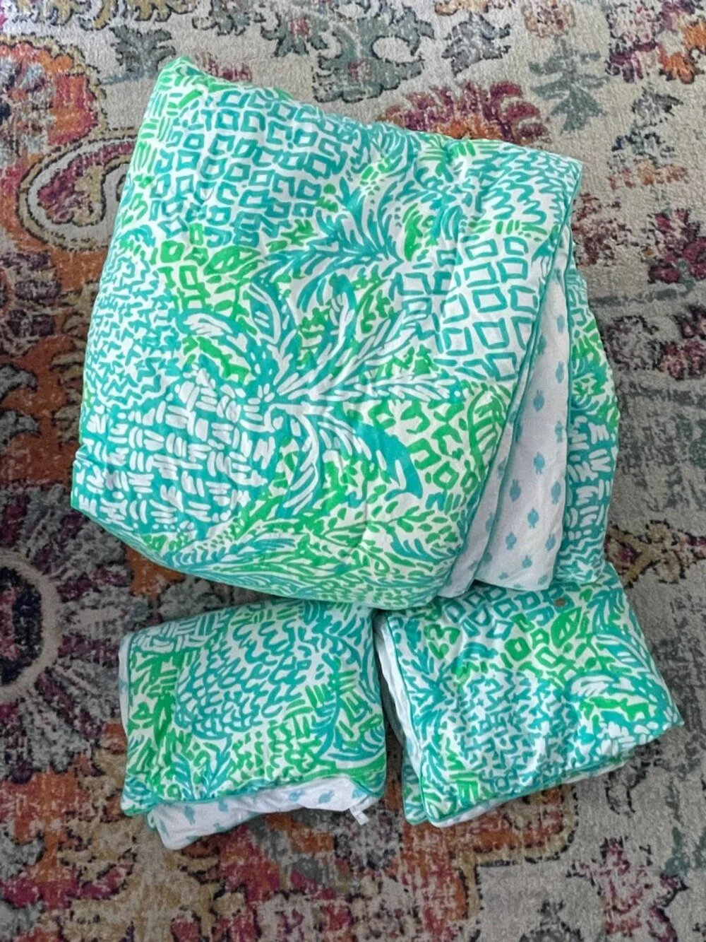 Pottery Barn Lilly Pulitzer Home Slice Full/Queen Comforter and 2 Standard Shams